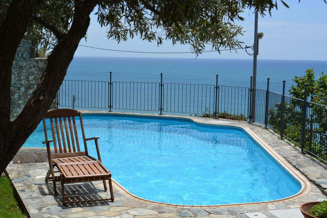 Ca Da Munta Bed And Breakfast Arenzano Bagian luar foto